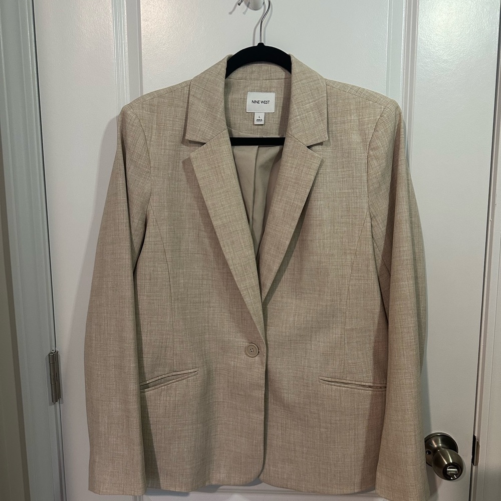 Nine West Women’s Classic Single-Button Blazer – Size Large – “Australian Wood”
